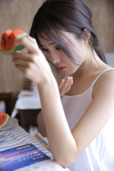 白色液体从下面流出来了怎么办